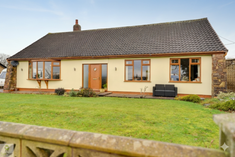 Stafford, ST17 - property photo