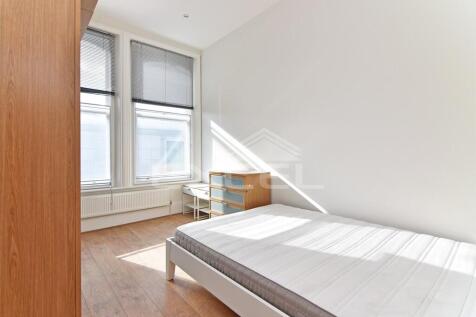 Finchley Road, Hampstead, London NW3 5HS photo 4