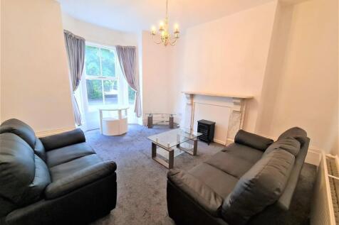 Living Room.jpg