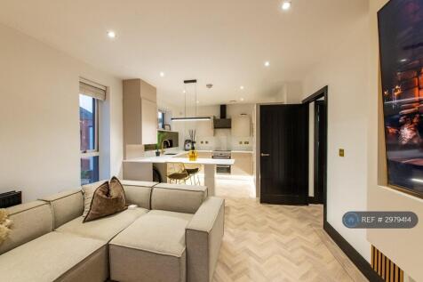 Kitchen / Living Room