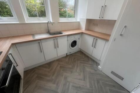 Heathley Park Drive, Rowlinson Court, LE3 photo 3