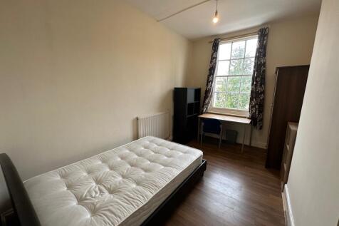 8A Victoria Terrace photo 4