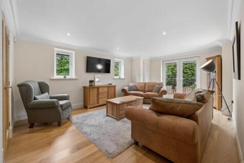 Apartment 7, Newhaven HDR-13.jpg