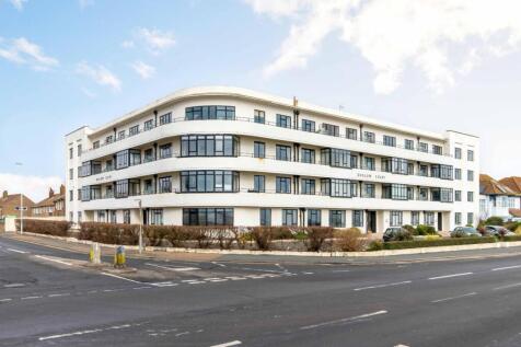 Worthing, BN11 - property photo