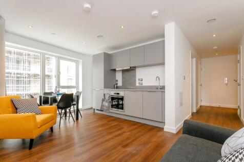 8381593-interior60