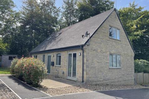 HOuse outside 2.jpg