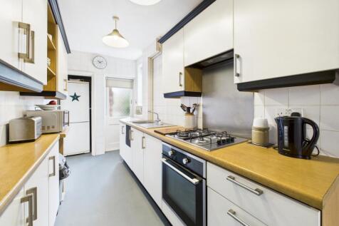 CAM05192G0-PR0177-STILL007