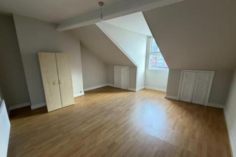 Hoe Street, E17 photo 3