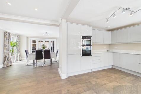 Open Plan Living Kitchen