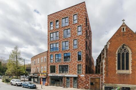 Aumbrey Apts E9