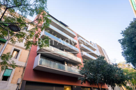 Maravilloso-y-amplio-piso-en-edificio-moderno-c...