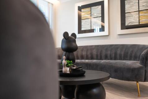 Award-winning Media team on EVERY Listing_12