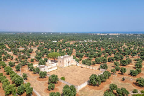 64_MASSERIA ALBERO DOLCE_puglia_raro_realty