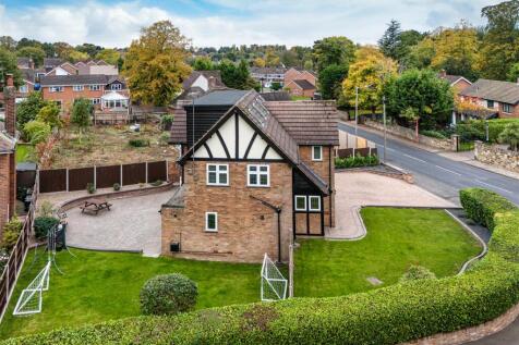 129 Mount Road-drone-2.jpg