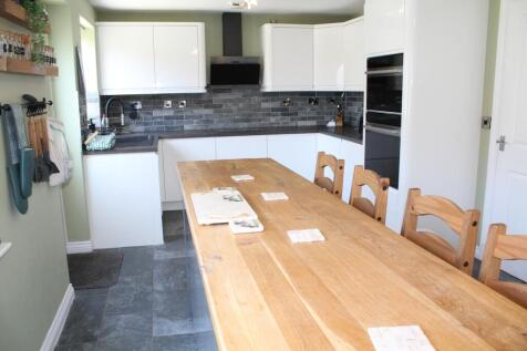 Fitted  Dining Kitchen
