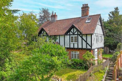Lyndhurst, SO43 - property photo