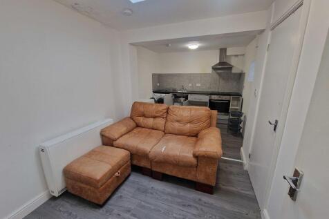 Henton Road, Leicester photo 2