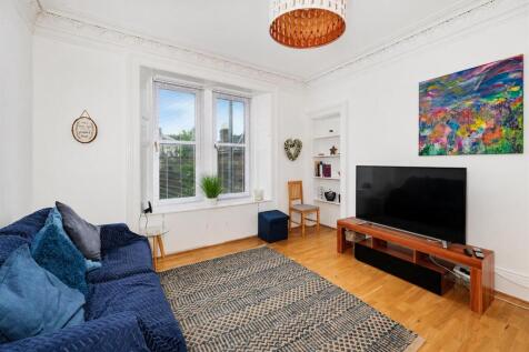 1L 182 Strathmartine Road Dundee-2.jpg