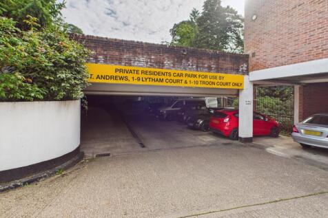 CAM01740G0-PR0446-STILL006