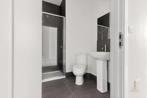 32 holgate park drive 0150-1504