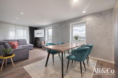 South Ockendon, RM15 - property photo