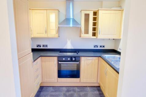 Manor Rise, Walton, Stone, Staffordshire, ST15 0GE photo 3