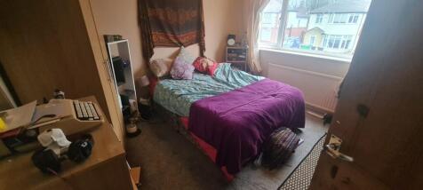 St Annes Drive, Burley, Leeds photo 5
