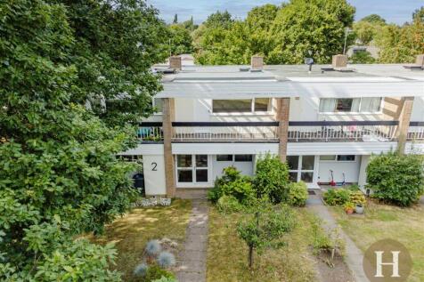 Hadleigh Estate Agents-35.jpg