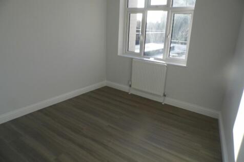 High Street, Hornchurch, London, RM12 photo 5