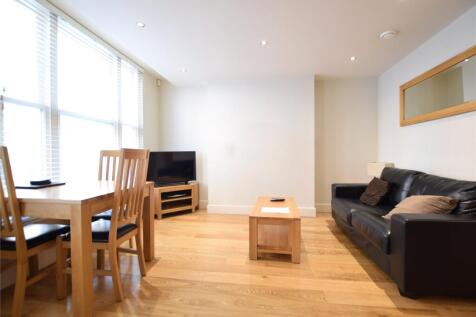 Living/Dining Area