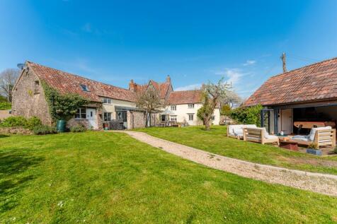 Enclosed Rear Garden