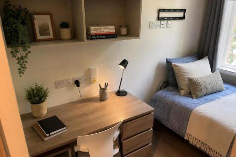 dressed room 3.jpeg