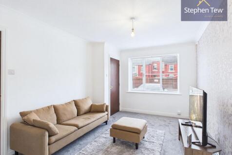 St. Annes Road, Blackpool, FY4 photo 4