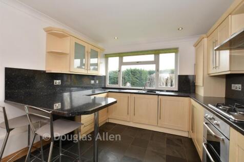 Kitchen/ Breakfast Room