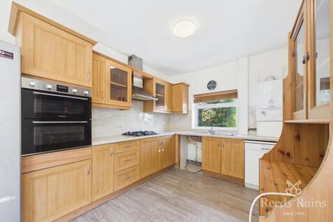 Neal Avenue, Heald Green, Cheadle, Greater Manchester, SK8 photo 5
