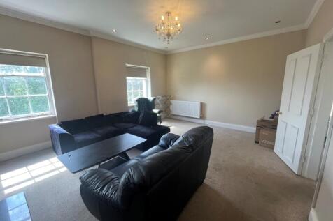 Living room 2