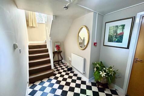 Foxley Place, MK5 photo 5