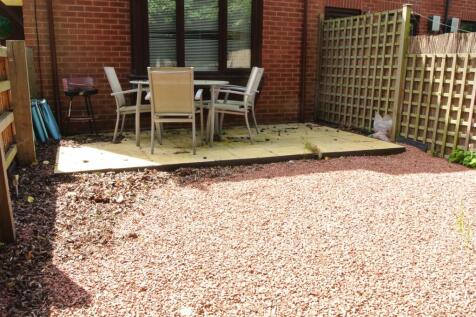 Garden area.JPG