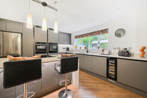 1354135-16-68c7de...