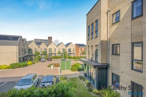 8692173-exterior01.jpg