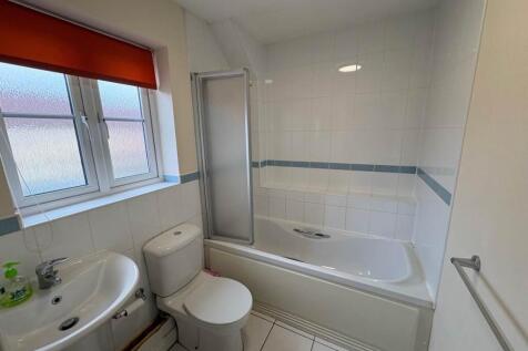 merton drive 92 bath