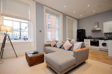 Lounge Kitchen