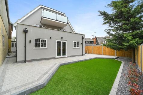 AC-Flat2,4HighStreet-14.jpg