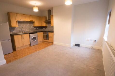 Open plan living / dining / kitchen