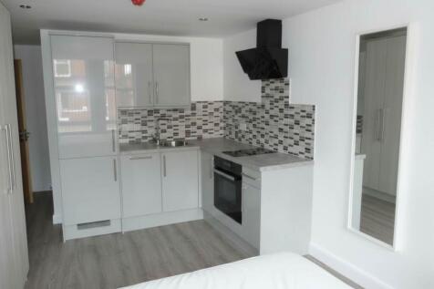 topo kitchen and liv