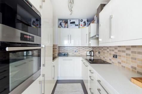 Ph8_1048921_edite...