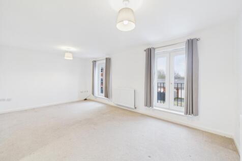 CAM01791G0-PR0219-STILL008