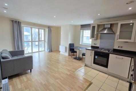 Lounge/Kitchen