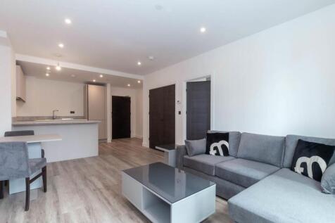 Lounge/Dining Area