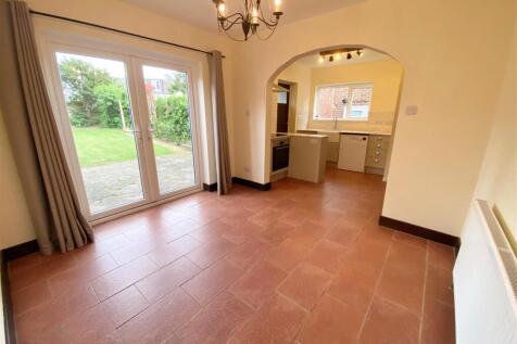 Rushfield, Potters Bar photo 3
